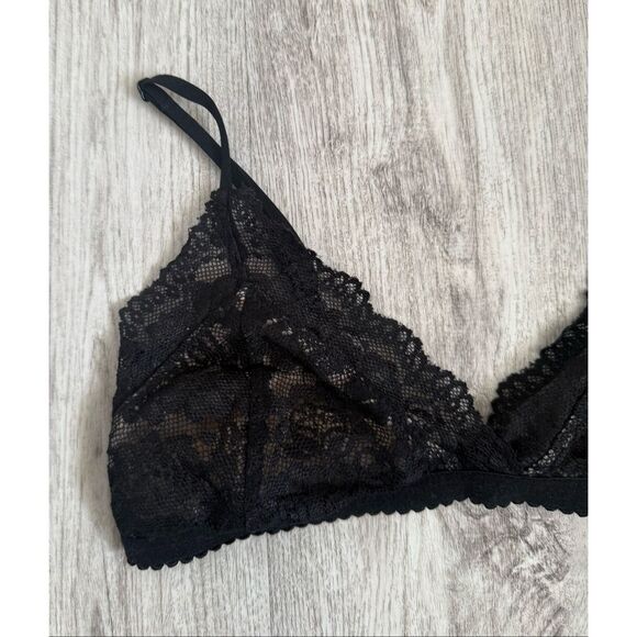 Aritzia Talula Monterey Medium Black V Neck Bralette Bra - Picture 5 of 8